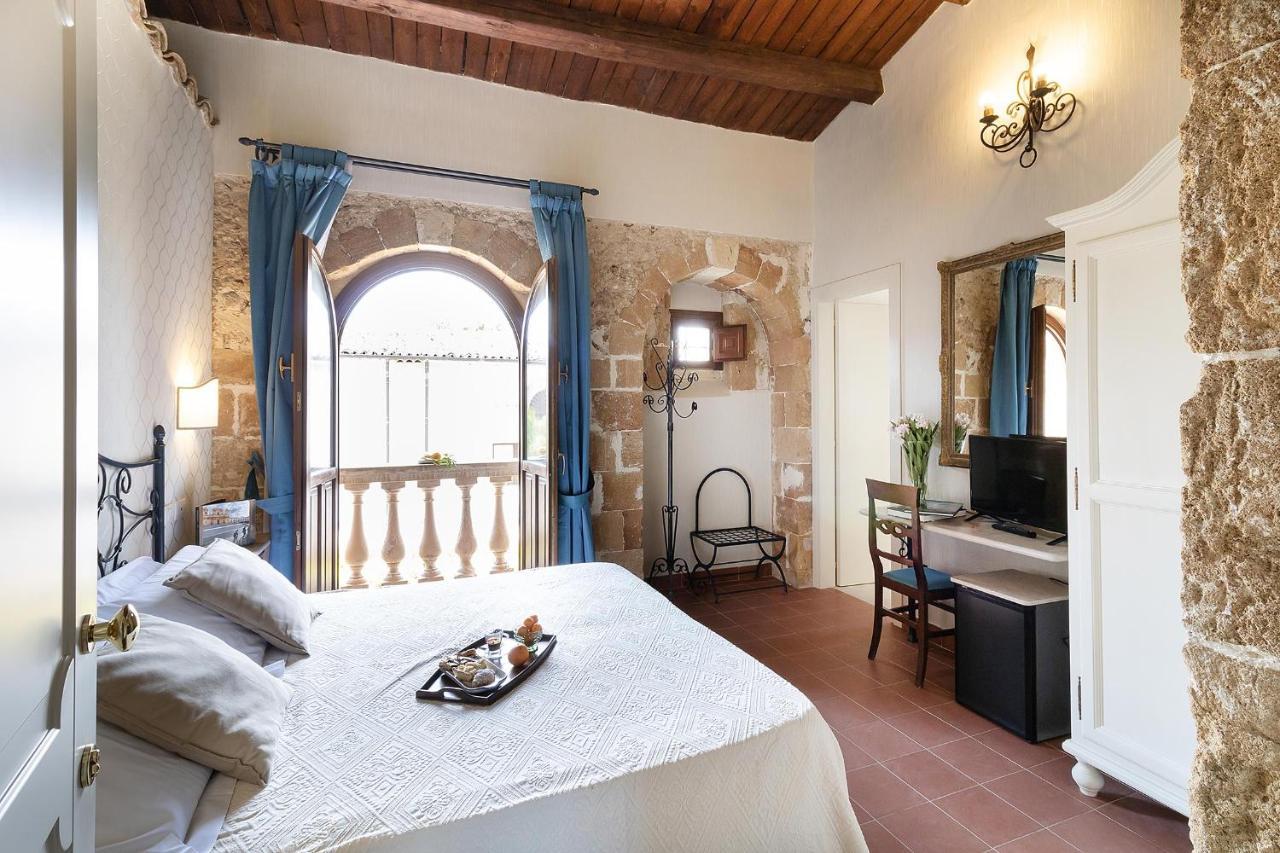 Favorita Hotel 4*